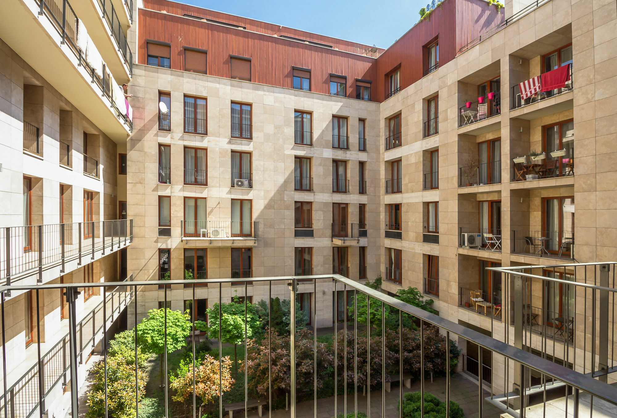 Adler Apartments Budapeste Exterior foto